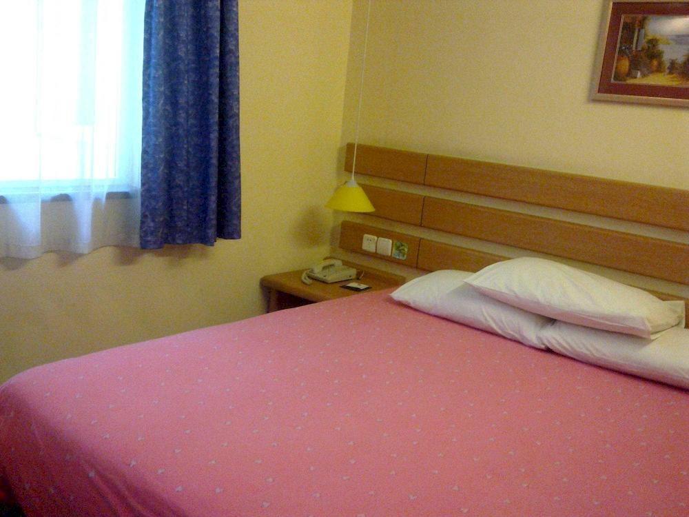 Home Inn Guangzhou Guangdong University Of Foreign Studies Baiyun Avenue Exterior photo